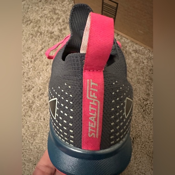 Brooks Women's Levitate StealthFit 5 - Picture 5 of 11